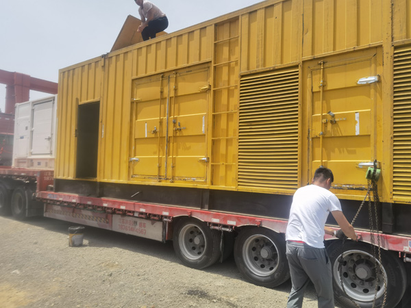 龙井除了负载情况和发动机维护，还有哪些因素会影响 200kw 柴油发电机的油耗？