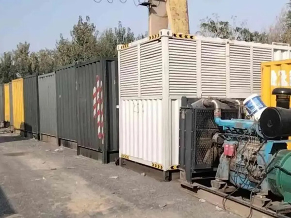 龙井200KW柴油发电机机组每小时油耗是多少?